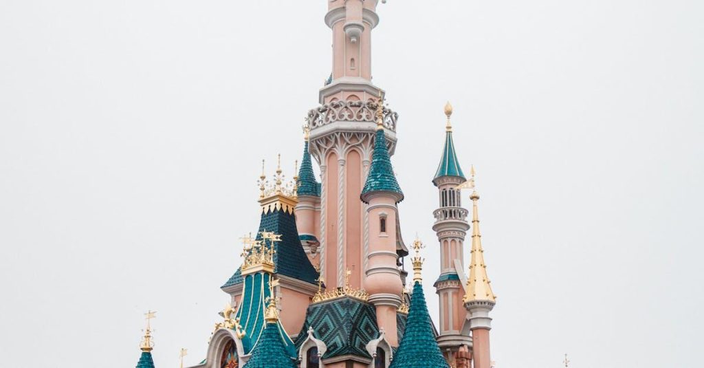 Guide til efterårsferie i Disneyland Paris: Sjov for alle aldre